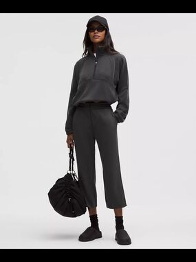 Lululemon Women's Relaxed Cropped Pants in Charcoal